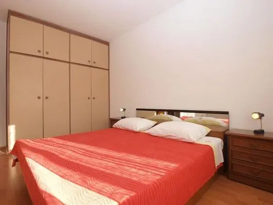 Standard Apart Daire, 3 Yatak Odası (1435/13343)