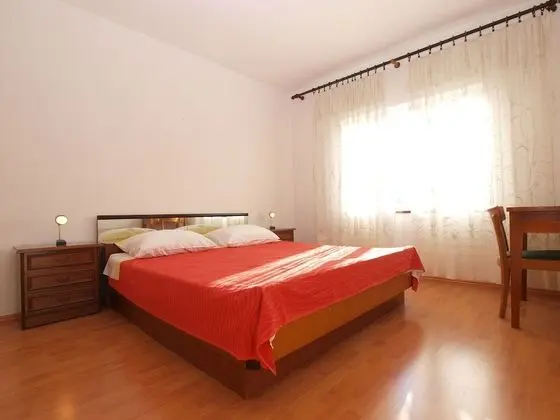 Standard Apart Daire, 3 Yatak Odası (1435/13343)