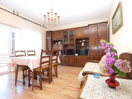 Standard Apart Daire, 3 Yatak Odası (1435/13343)