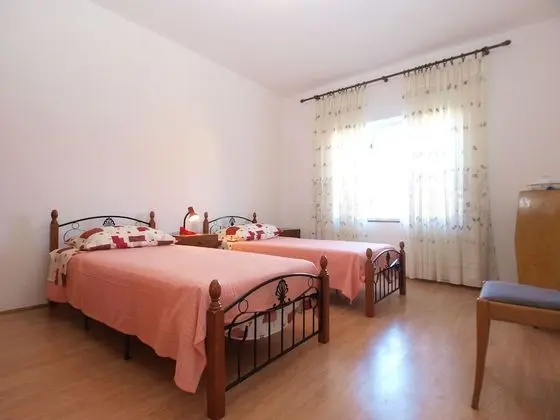 Standard Apart Daire, 3 Yatak Odası (1435/13344)