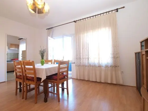 Standard Apart Daire, 3 Yatak Odası (1435/13344)