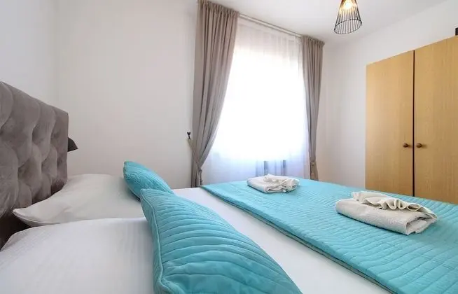 Standard Apart Daire, 3 Yatak Odası (1490/25581)