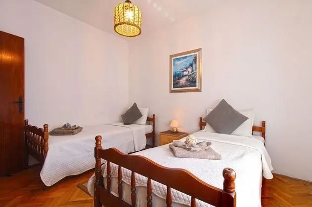 Standard Apart Daire, 3 Yatak Odası (1490/25581)