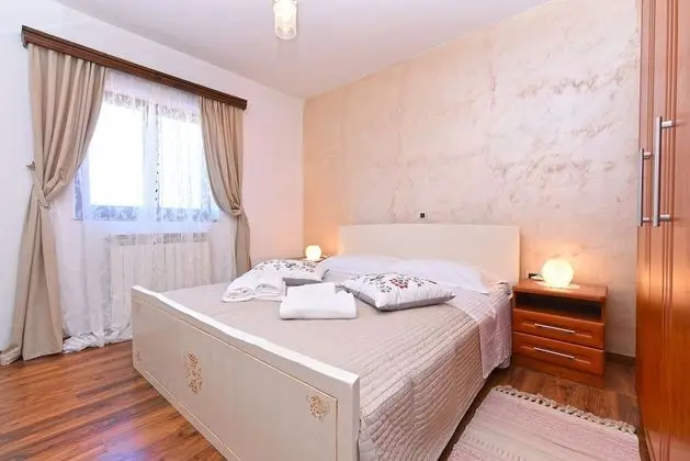 Standard Apart Daire, 3 Yatak Odası (0403)