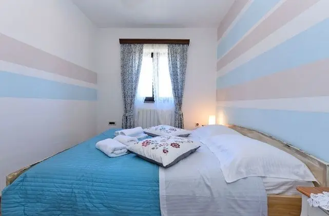 Standard Apart Daire, 3 Yatak Odası (0403)