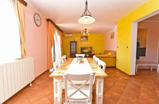 Standard Apart Daire, 3 Yatak Odası (0403)