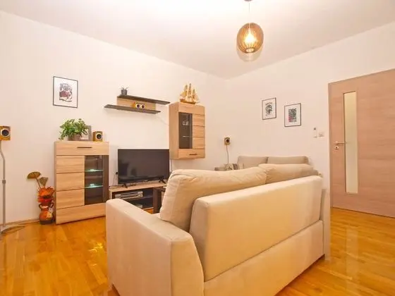 Standard Apart Daire, 3 Yatak Odası (1573/16141)