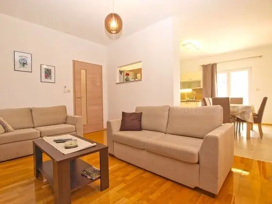 Standard Apart Daire, 3 Yatak Odası (1573/16141)