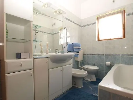 Standard Apart Daire, 3 Yatak Odası (23031)