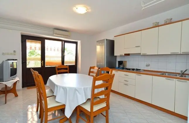 Standard Apart Daire, 3 Yatak Odası (23273)