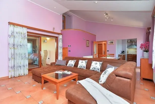 Standard Apart Daire, 3 Yatak Odası (23598)