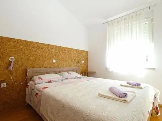 Standard Apart Daire, 2 Yatak Odası (1932/31985)
