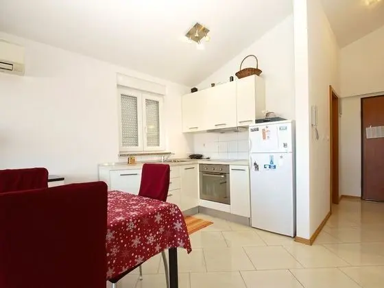 Standard Apart Daire, 2 Yatak Odası (1932/31985)