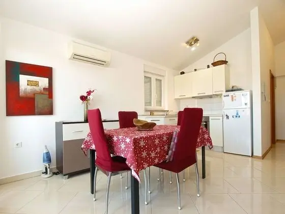 Standard Apart Daire, 2 Yatak Odası (1932/31985)