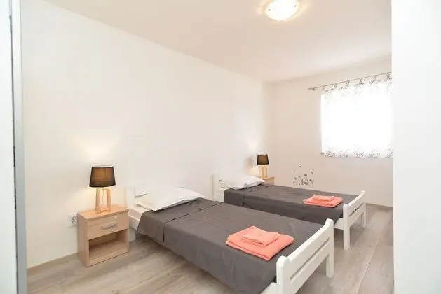 Standard Apart Daire, 3 Yatak Odası (24019)