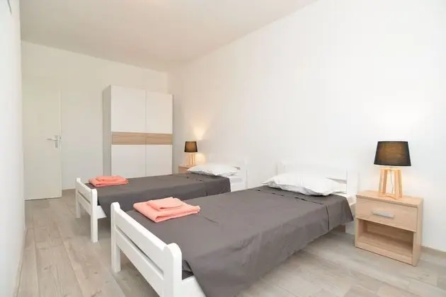 Standard Apart Daire, 3 Yatak Odası (24019)