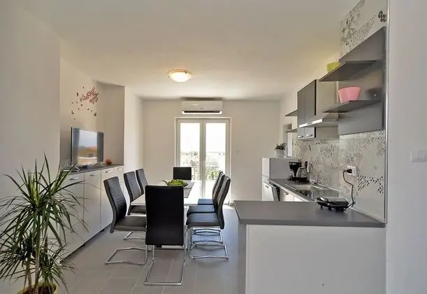 Standard Apart Daire, 3 Yatak Odası (24019)