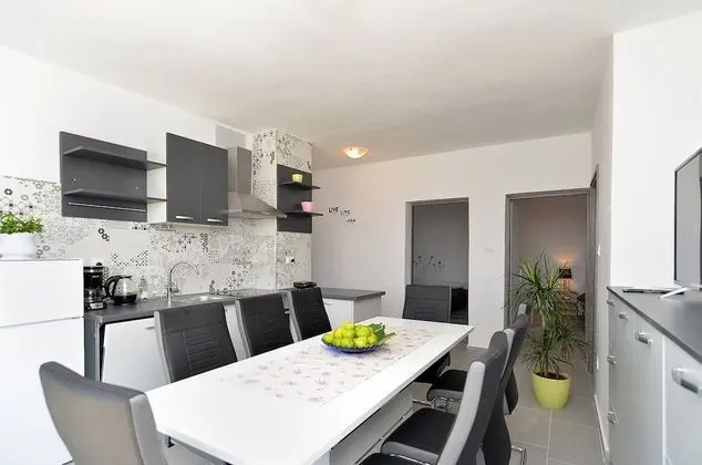 Standard Apart Daire, 3 Yatak Odası (24019)