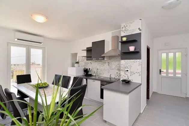 Standard Apart Daire, 3 Yatak Odası (24019)