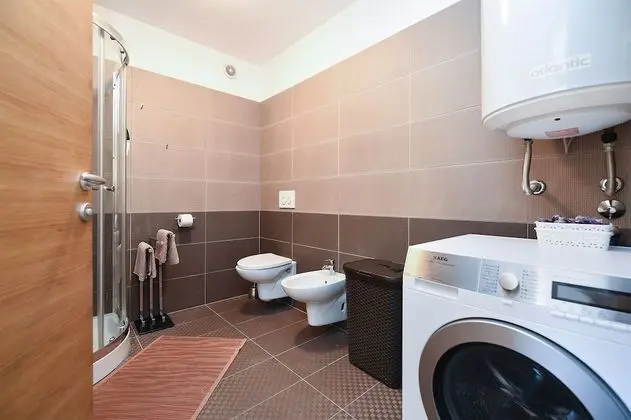 Standard Apart Daire, 4 Yatak Odası (24956)