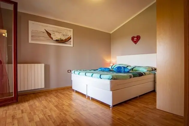 Standard Apart Daire, 4 Yatak Odası (27302)