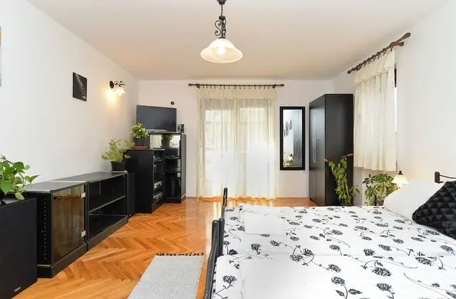 Standard Apart Daire, 3 Yatak Odası (27430)