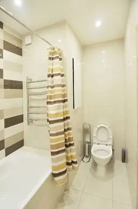 Comfort Oda, 1 Büyük (Queen) Boy Yatak ve Çekyat, Sigara İçilmez