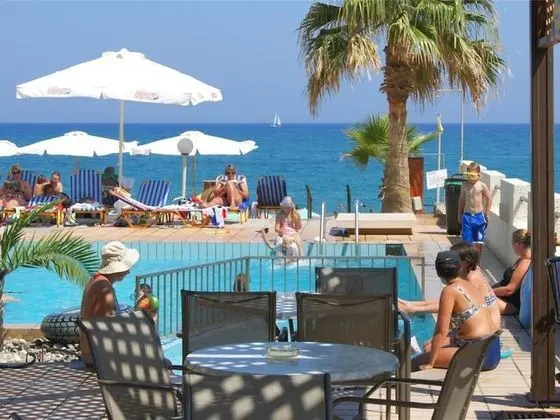 Stüdyo, Sigara İçilebilir