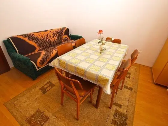Standard Apart Daire, 3 Yatak Odası (359/830)