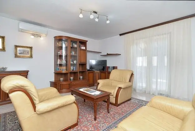 Standard Apart Daire, 3 Yatak Odası (38/285)