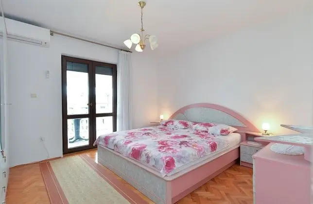 Standard Apart Daire, 4 Yatak Odası (43/1579)