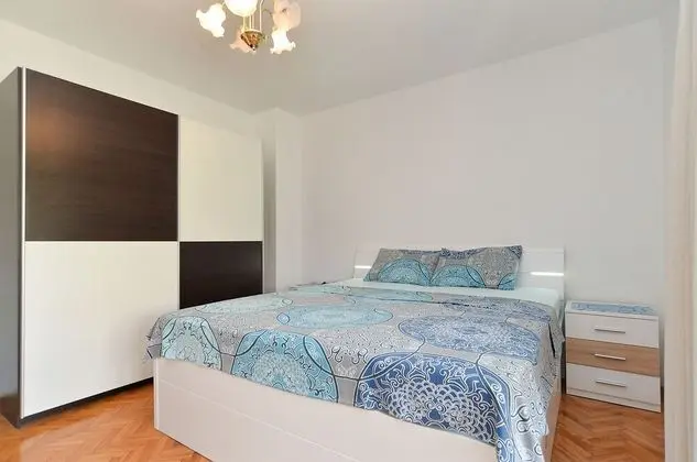 Standard Apart Daire, 4 Yatak Odası (43/1579)