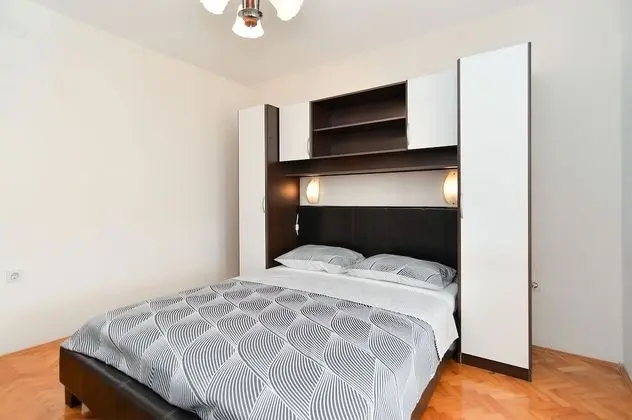 Standard Apart Daire, 4 Yatak Odası (43/1579)