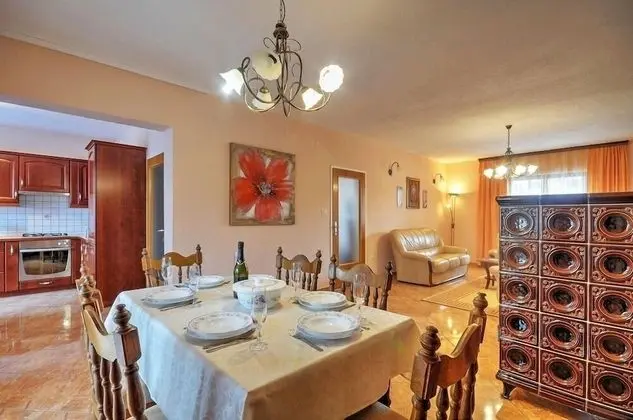 Standard Apart Daire, 4 Yatak Odası (43/1579)