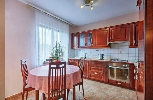 Standard Apart Daire, 4 Yatak Odası (43/1579)