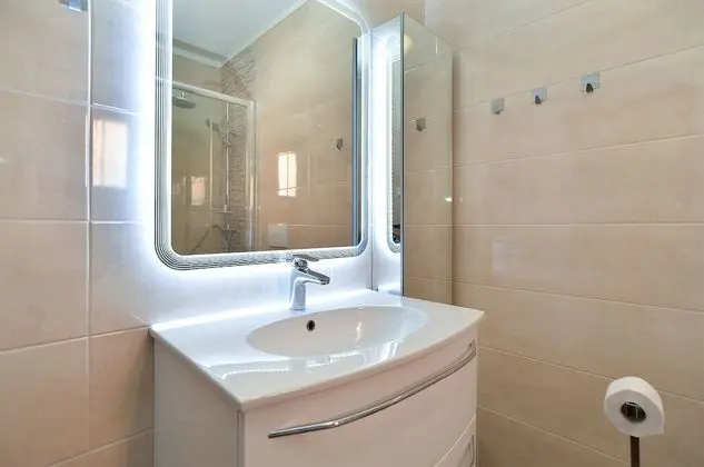 Standard Apart Daire, 4 Yatak Odası (43/1579)