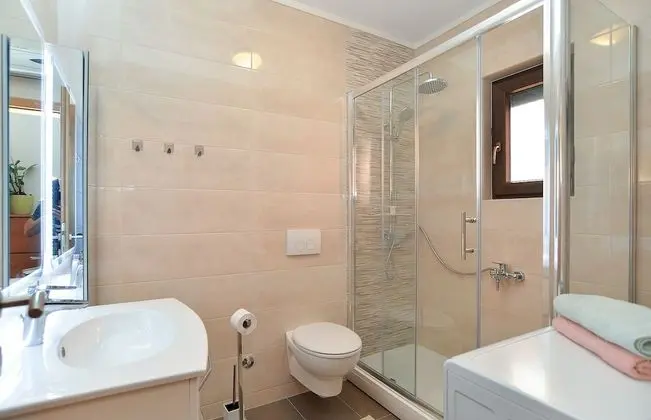 Standard Apart Daire, 4 Yatak Odası (43/1579)