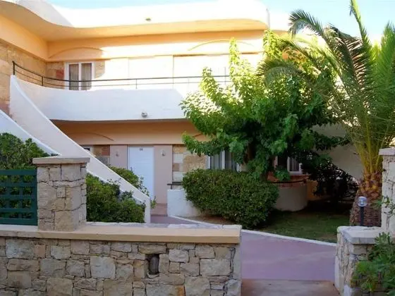 Apart Daire, 2 Yatak Odası, Sigara İçilebilir
