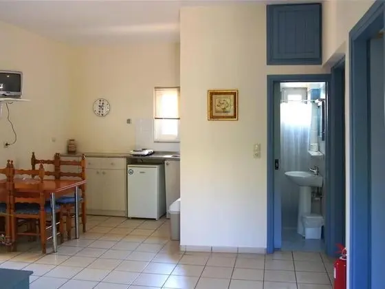Apart Daire, 2 Yatak Odası, Sigara İçilebilir