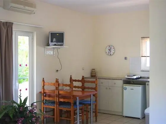 Apart Daire, 2 Yatak Odası, Sigara İçilebilir