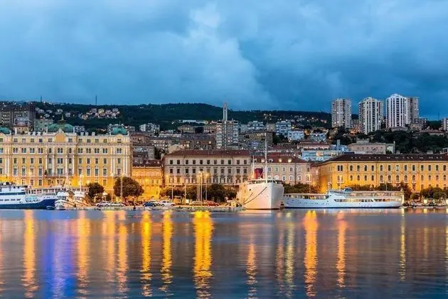 Apart Daire, 1 Büyük (Queen) Boy Yatak