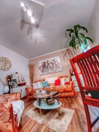 Apart Daire, 1 Büyük (Queen) Boy Yatak