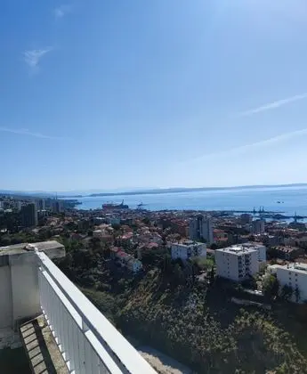 Apart Daire, 1 Büyük (Queen) Boy Yatak