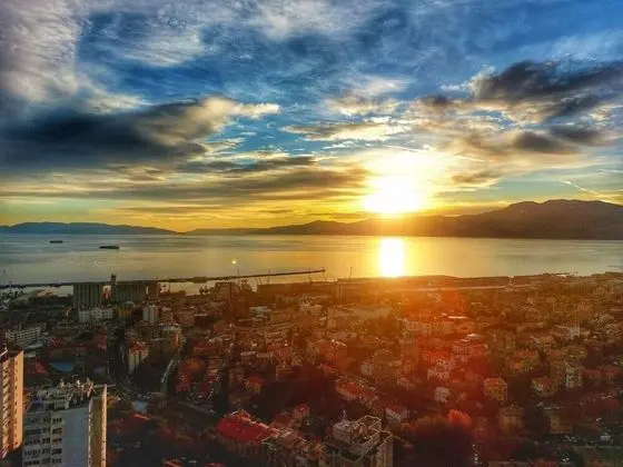 Apart Daire, 1 Büyük (Queen) Boy Yatak