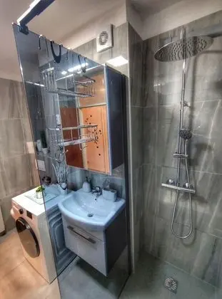 Apart Daire, 1 Büyük (Queen) Boy Yatak