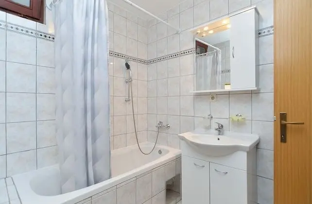 Standard Apart Daire, 2 Yatak Odası (589/1428)