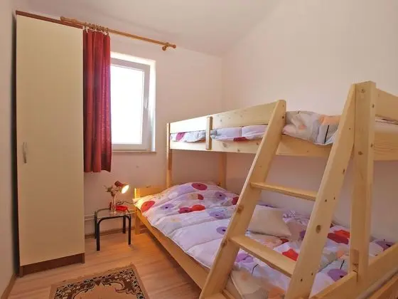 Standard Apart Daire, 4 Yatak Odası (603/1448)