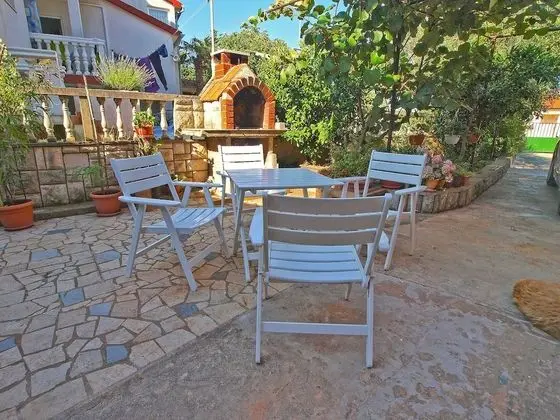 Standard Apart Daire, 4 Yatak Odası (603/1448)