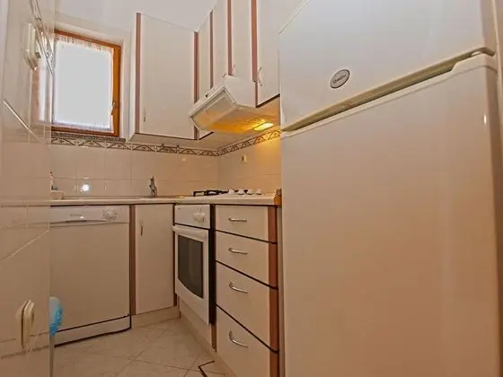 Standard Apart Daire, 2 Yatak Odası (613/1470)
