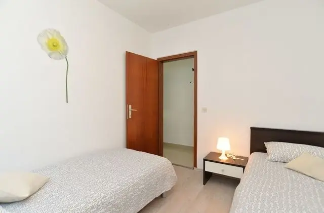 Standard Apart Daire, 2 Yatak Odası (628/1500)